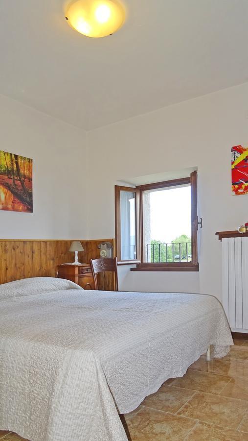 Casa Del Borgo Pregasio Garden And View By Gardadomusmea Villa Tremosine Exterior photo